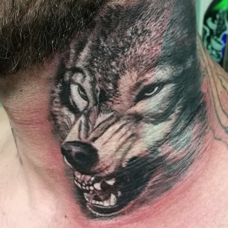 tattoo-wolf